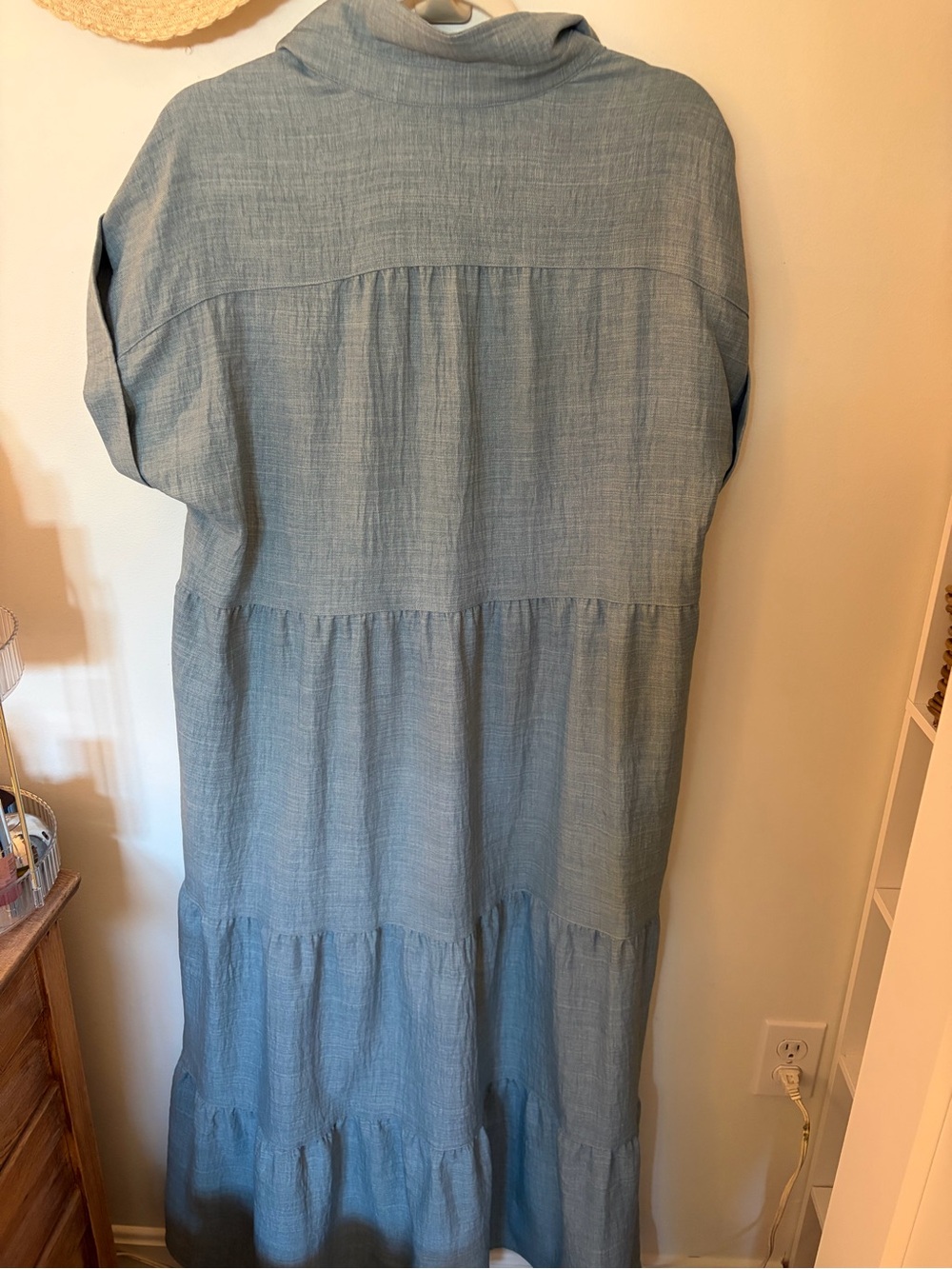 Max Studio Light Blue/green Tiered Button-Front Maxi Dress - Picture 4 of 4